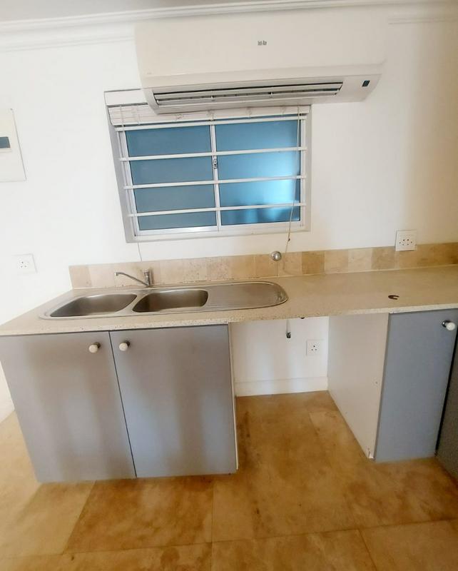To Let 2 Bedroom Property for Rent in Lagoon Beach Western Cape
